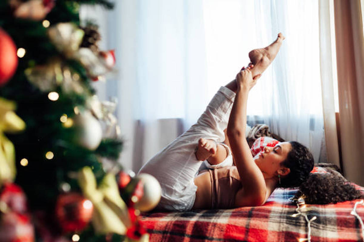 Mindful Celebrations: Balancing Wellness During Christmas and New Year
